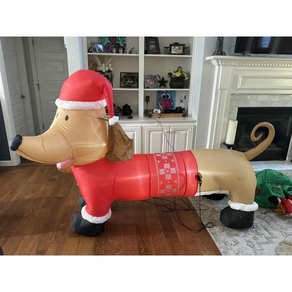 Gemmy Inflatable DACHSHUND W‎ Santa Hat Airblown 55" tall X 86" long Xmas Read!!